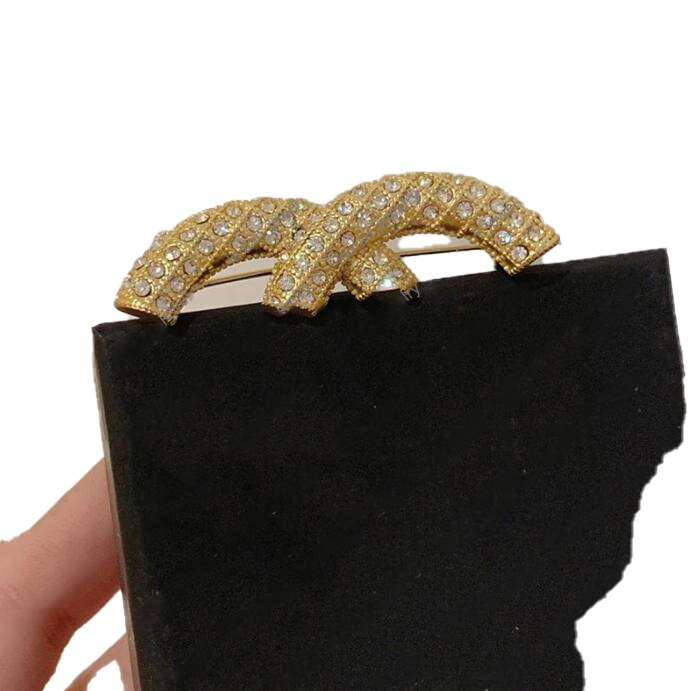 

Designer Brooch Classic Double Letter Inlaid Diamond Pins Fashion Luxury Jewelry Wholesale Price With Box L-C15 01