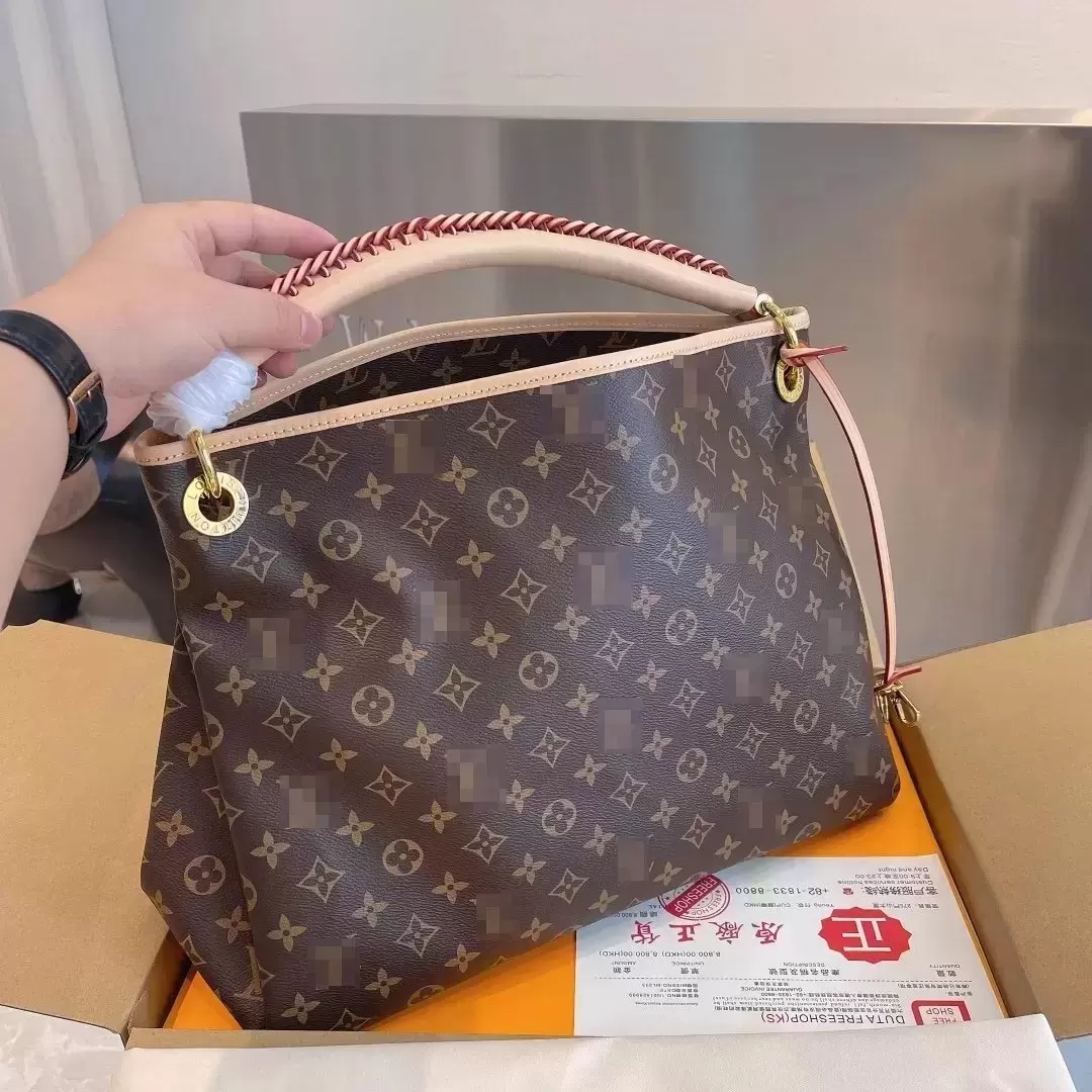 

Backpack Handbags Bag Classic Fashion All Match Trend One Shoulder Stitching Retro Ladies Chain Handtaschebag LVLOUISVITTON VUTTON, Red