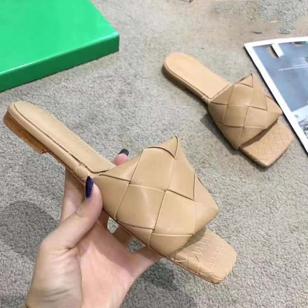 

2021 Woman Vamp Woven flat Slipper Designer shoes Superior Quality Genuine Leather Fashion Casual Flip Flops Size 35-42 With box, Nude