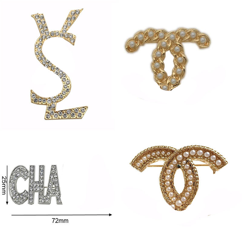

New Designer Brooch Crystal Diamond Luxury Brooch Pins Alloy Brooch Clothing Women Brooches Fashion Jewelry Best Quality, Gray