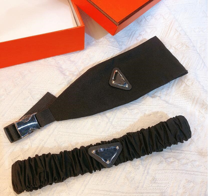 

European and American fashion triangle letter headband temperament wild men women with the same style out bangs headwear high quality fast delivery