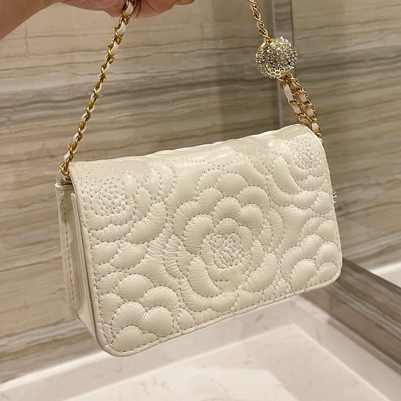 

Women Designer WOC Crossbody Shoulder Bag Paris Vintage Fashion Woman Flower Embroidery Handbags Diamonds Ball Adjustable Chain Handbag Luxurys Designers Bags, Black