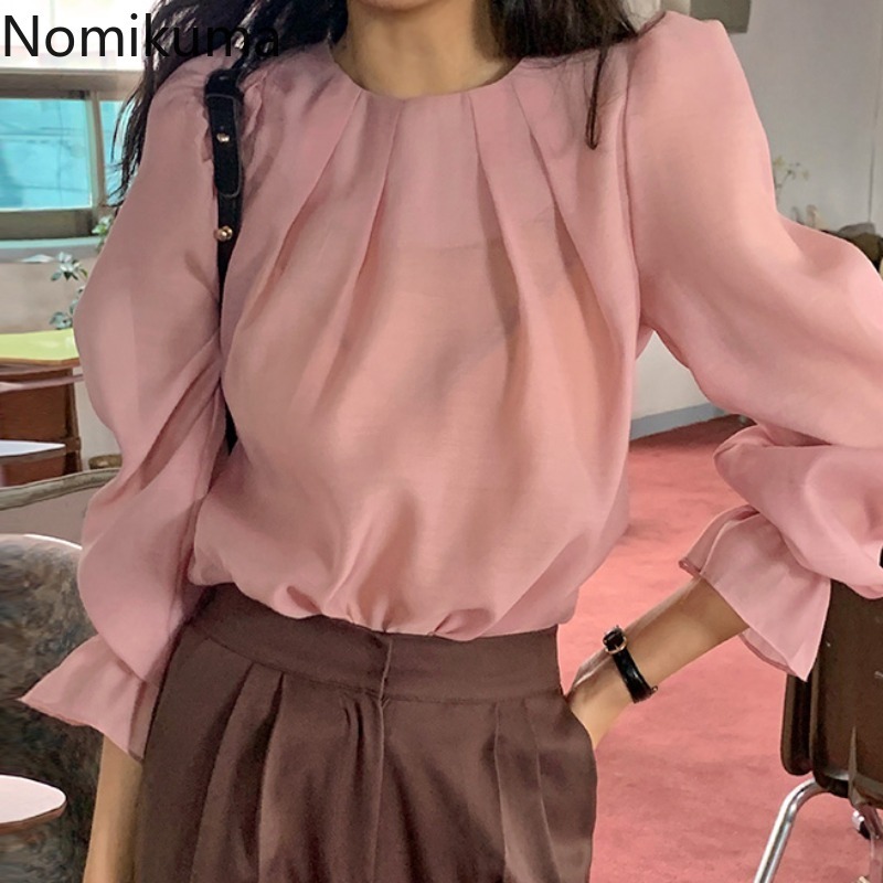 Nomikuma Korean Pleated O-neck Causal Women Tops Spring New Flare Sleeve Shirt Elegant Solid Blouses Feminimos 6F783 210427