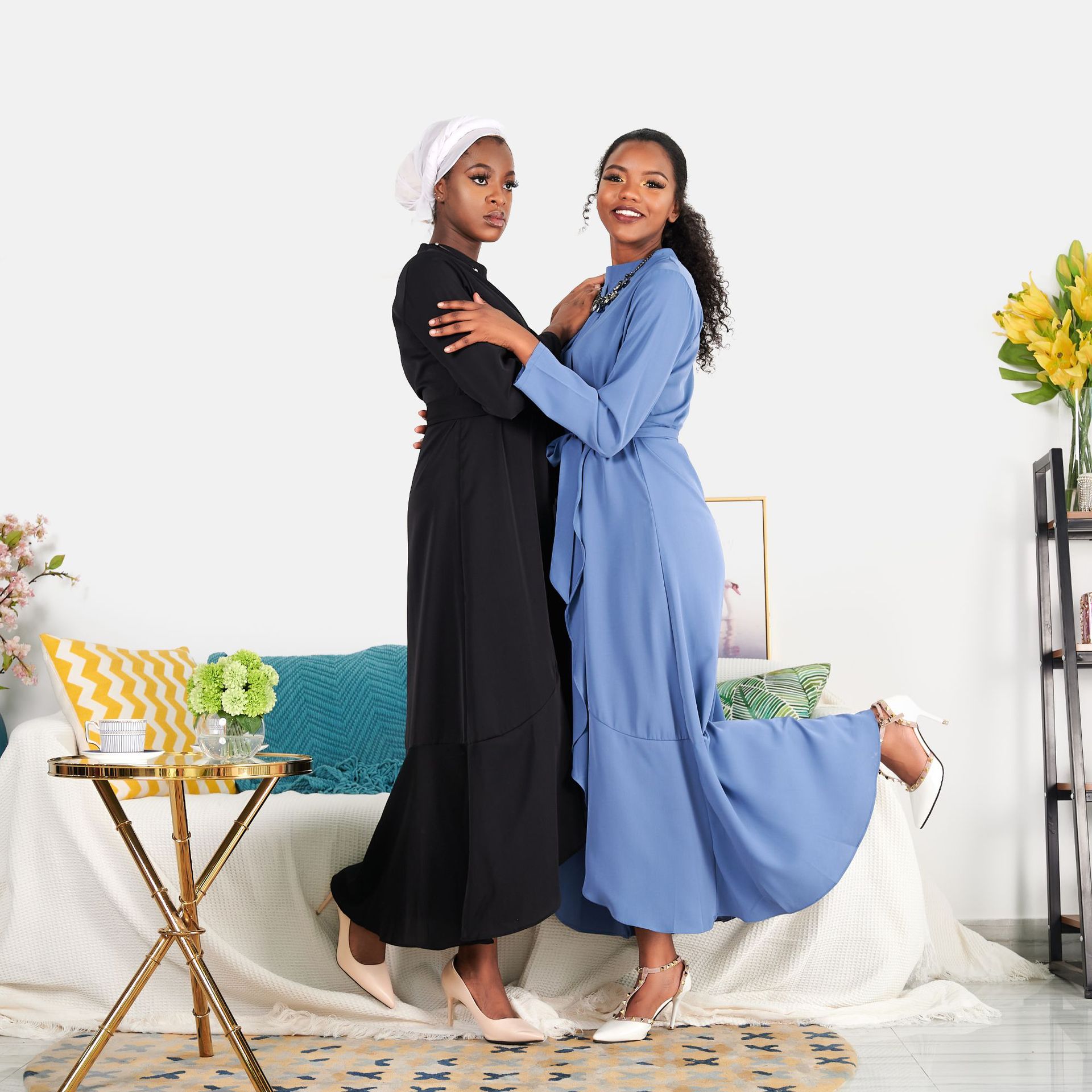 

Middle East Fashion Dubai Abaya Split Design Silk Luxury Satin Fabric Hijab Dress Muslim Women Turkey Kaftan Islamic Maxi Robe