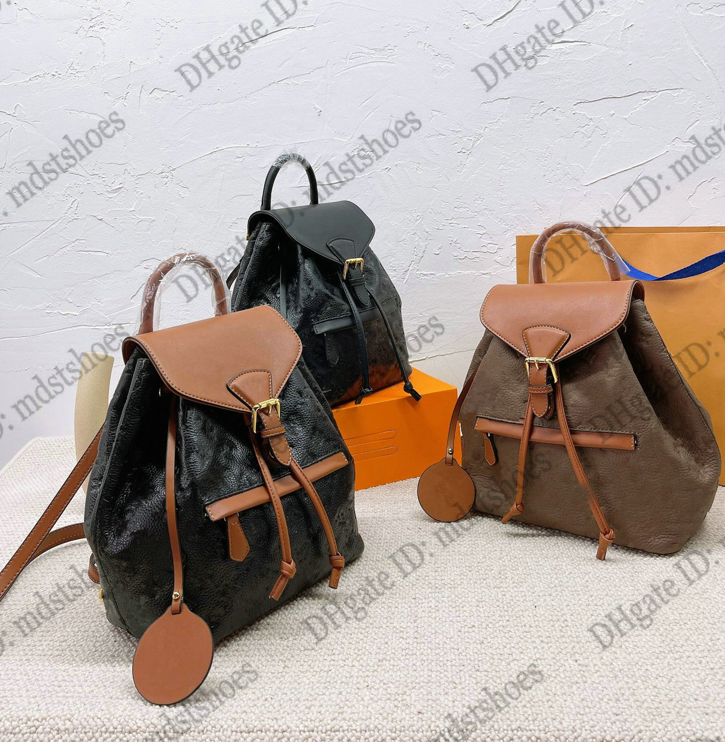 

Montsouris PM Backpack Empreinte Embossed Leather Womens Designer Luxurys Bag with vintage golden buckle and drawstrings