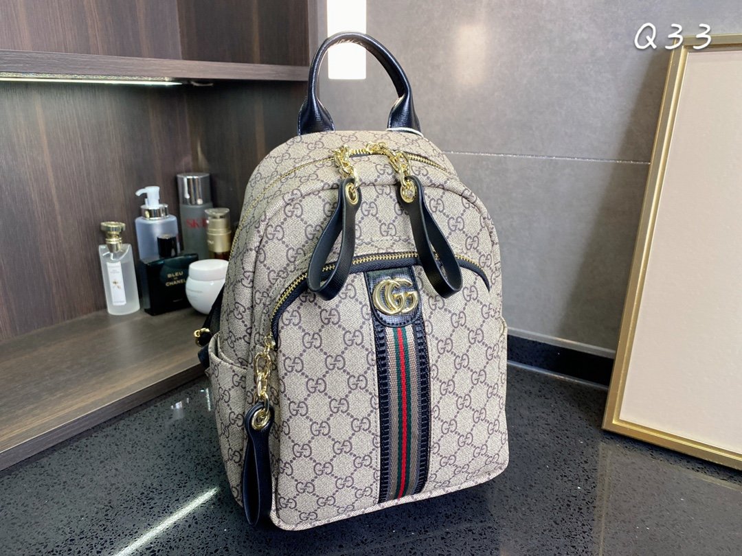 

2021 men designer backpack women bag classic outdoor school tote bags weekends shoulder fashion