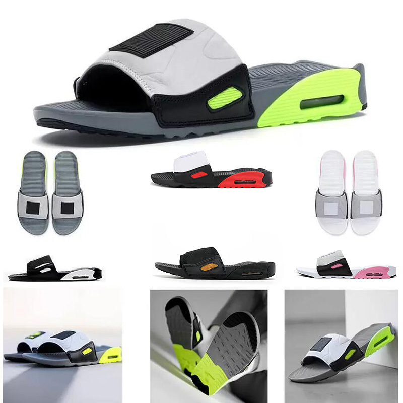 

2021 Top Quality 90 Cushion Slippers Fashion Flat Flip Flops Foam Runner Men Sandal Black Resin Beach Loafers size 36-45