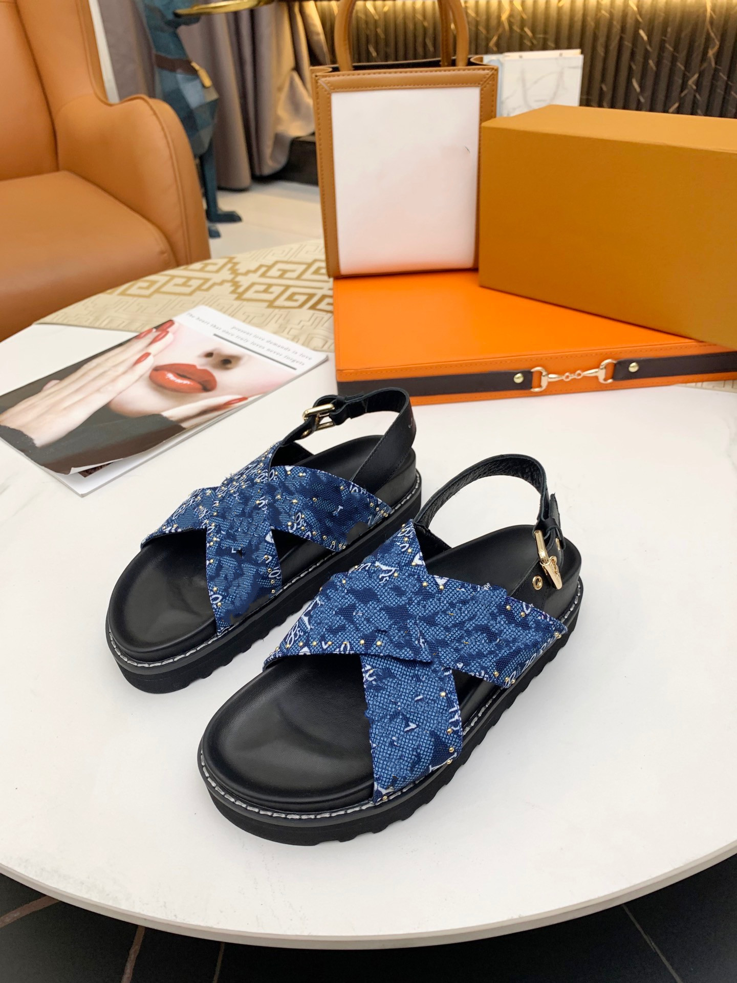 

2021 luxury women's sandals designer casual shoes summer outdoor beach ladies brand flip flop high quality platform shoe's arcade non-slip flat sneakers 34-42, 05