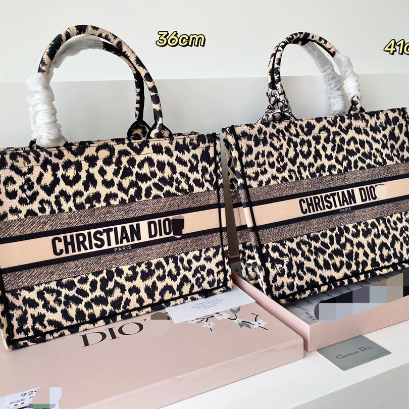 

21 new fashion Leopard Print Tote hand-held shopping bag, versatile rest canvas bag, fashionable silk scarf Luxurys Designers Bags Ysj