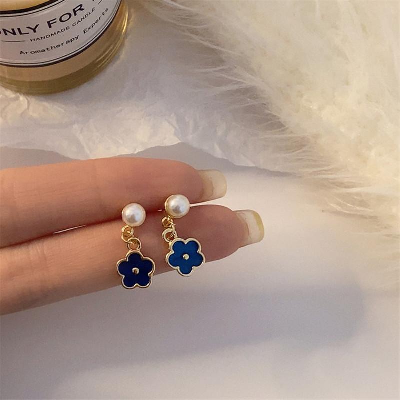 

Stud Blue Mini Flower Small Earrings Korean Retro Wild Five-Petal Sweet And Lovely For Woman Trend, Golden;silver