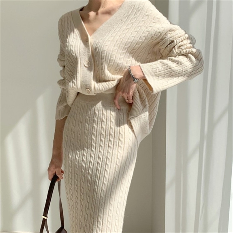 

Autumn Winter Women Knitting Plaid Sweater 2 Pieces Set V-neck Cardigans Coat + Elatic Waist Skirt suits 210603, Picture color