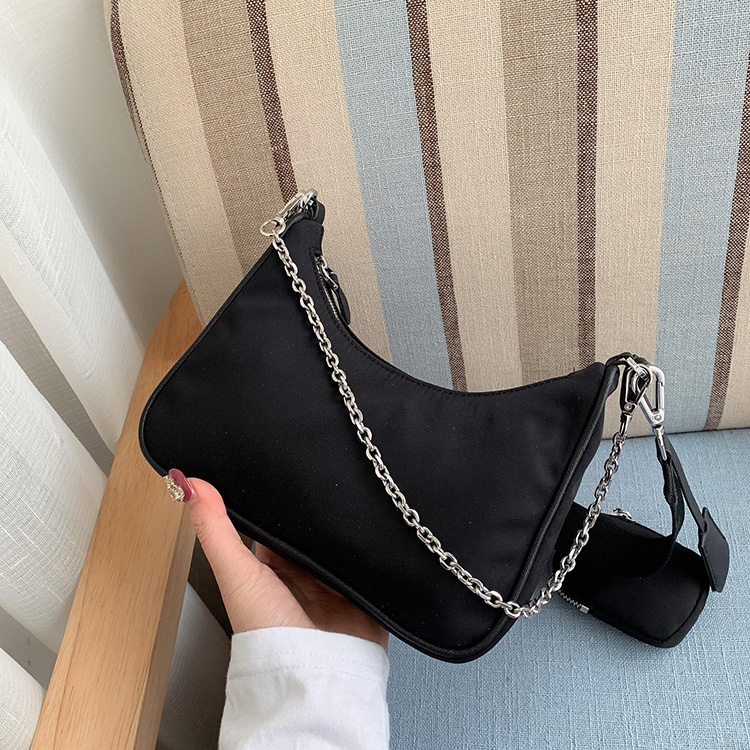 

Women Luxurys Shoulder Bags Fashion Design Handbag High Quality Nylon Chain Totes Classic Lady Crossbody Shopping Bag