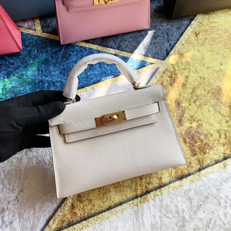 

Luxurys Designers clutch bags Flap Women BagsFashionPlain Casual Wallet Real leather backpack holder Tote purses lady portable cosmetic bag Handbag Messenger, Gold brown