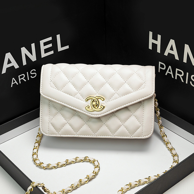 

2021 autumn leather chain one shoulder square versatile net red small fragrant wind golden ball lingge women's bag