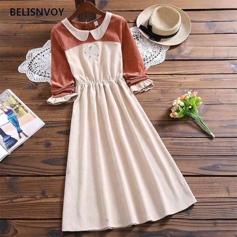 

Autumn Winter Women Prairie Chic Dress Embroidery Corduroy Midi Femme Girls Elegant Vintage Sweet es Vestidos 210520, Khaki