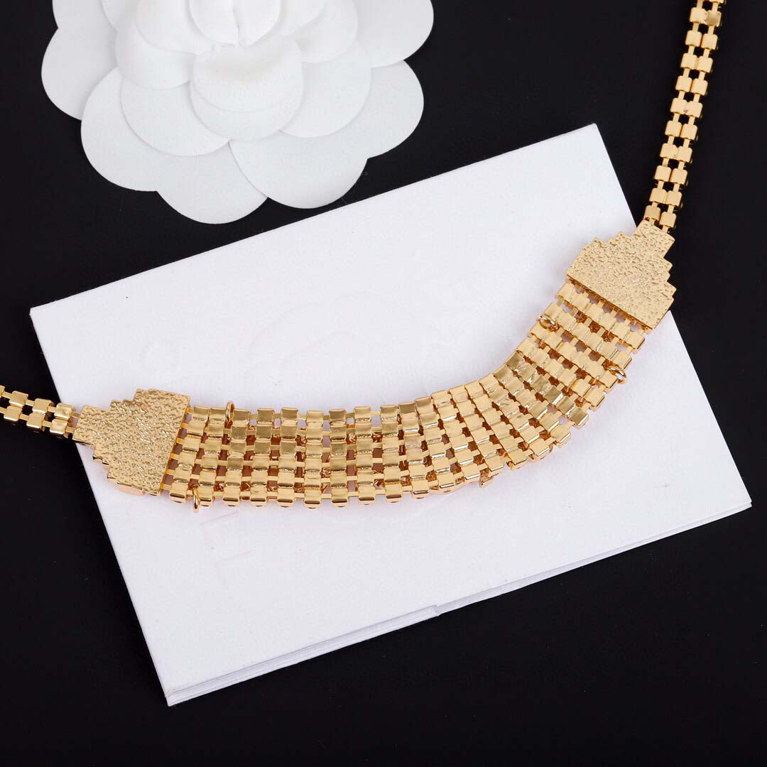 

2021 Luxury quality punk charm necklace with diamond for women engagement jewelry gift have box PS3061