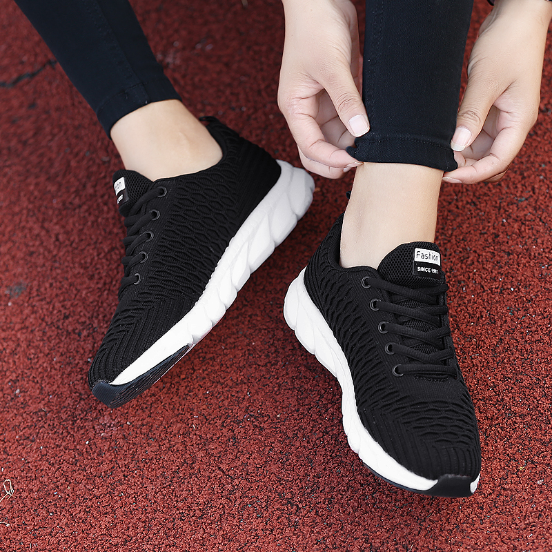 

2021 Arrival Women's running shoes lightweight fly mesh breathable black white pink sports trendy female casual sneakers trainers, A2