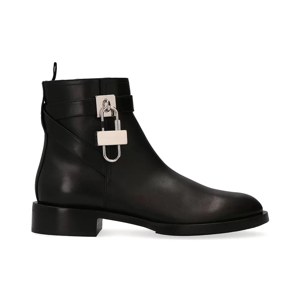 

Designer 2021 leather carved Chelsea short boots casual all-match full PU Martin boot with lock women size 35-40, Box