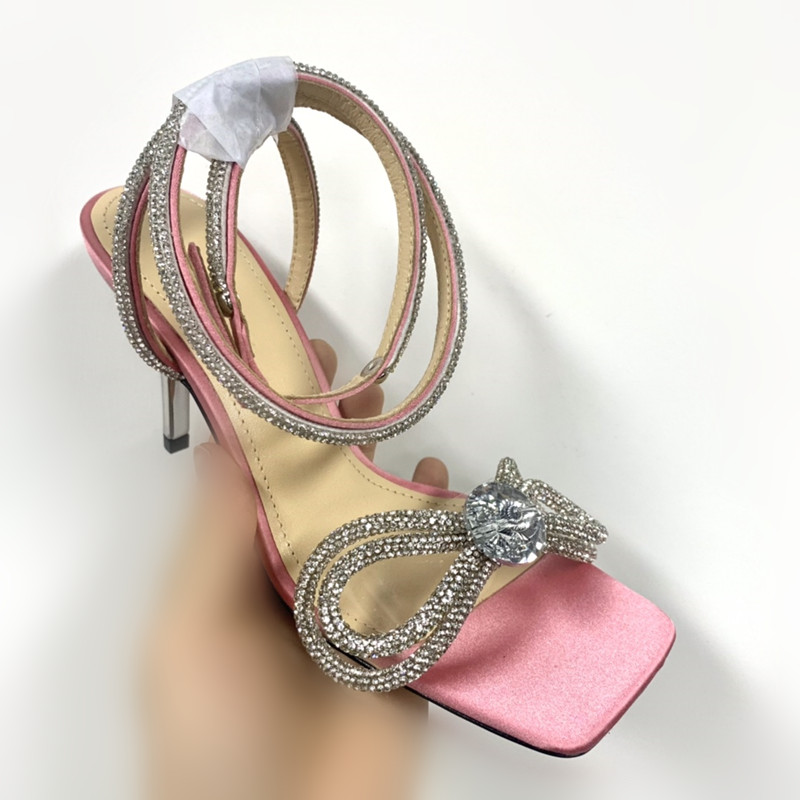 

2021 women's sandals, Diamond Crystal Bow decoration, sought after by European and American stars, 35-39, Black