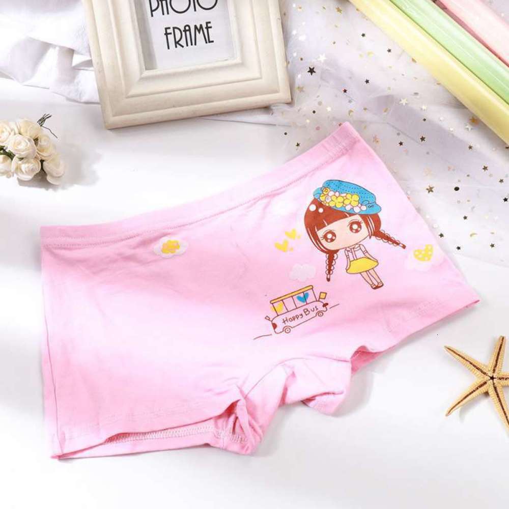 

Children's underwear girl's cotton flat corner little shorts baby's middle and big children's four children don't clip, Camo