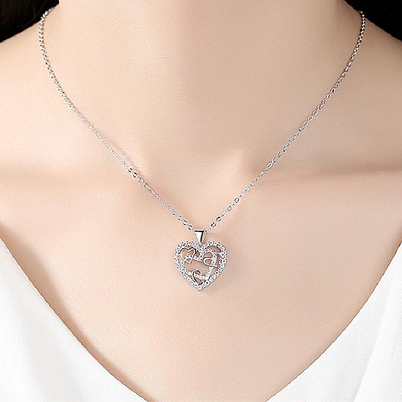 

Pendant Necklaces Wholesale 10 Pieces Of Love Amulet Zircon Necklace Crystal Heart Fashion Simple And Generous Ladies Jewelry, Silver