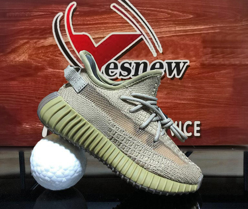 

Top Quality Boys Girls Kids Running Shoes Designer Infant Kanye Trainers Boys Girls Black Green Pink Children Athletic Shoe Sneakers, Colors01