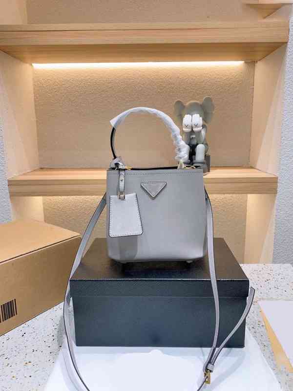 

Body Cross Bags Bucket Tote Women Handbag Shoulder Real Leather Brand Designer Crossbody Wallet Female Purses 1224 Prad H9DJ
