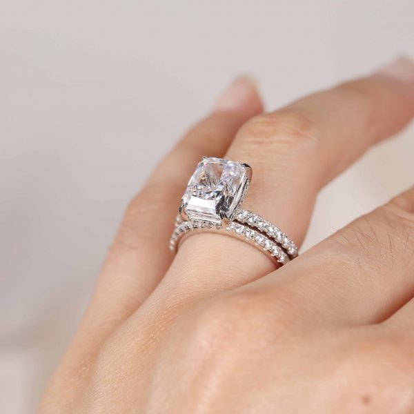 

Stylish Radiant Cut 4.0ct Sterling Silver Ring Set in White Gold