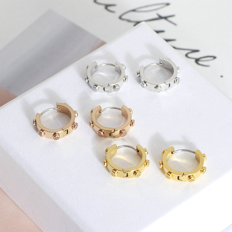 

2021 Top Quality 1.5CM 18K Gold/Silver/Rose Gold Plated Hoop Earring Huggie Letter earrings