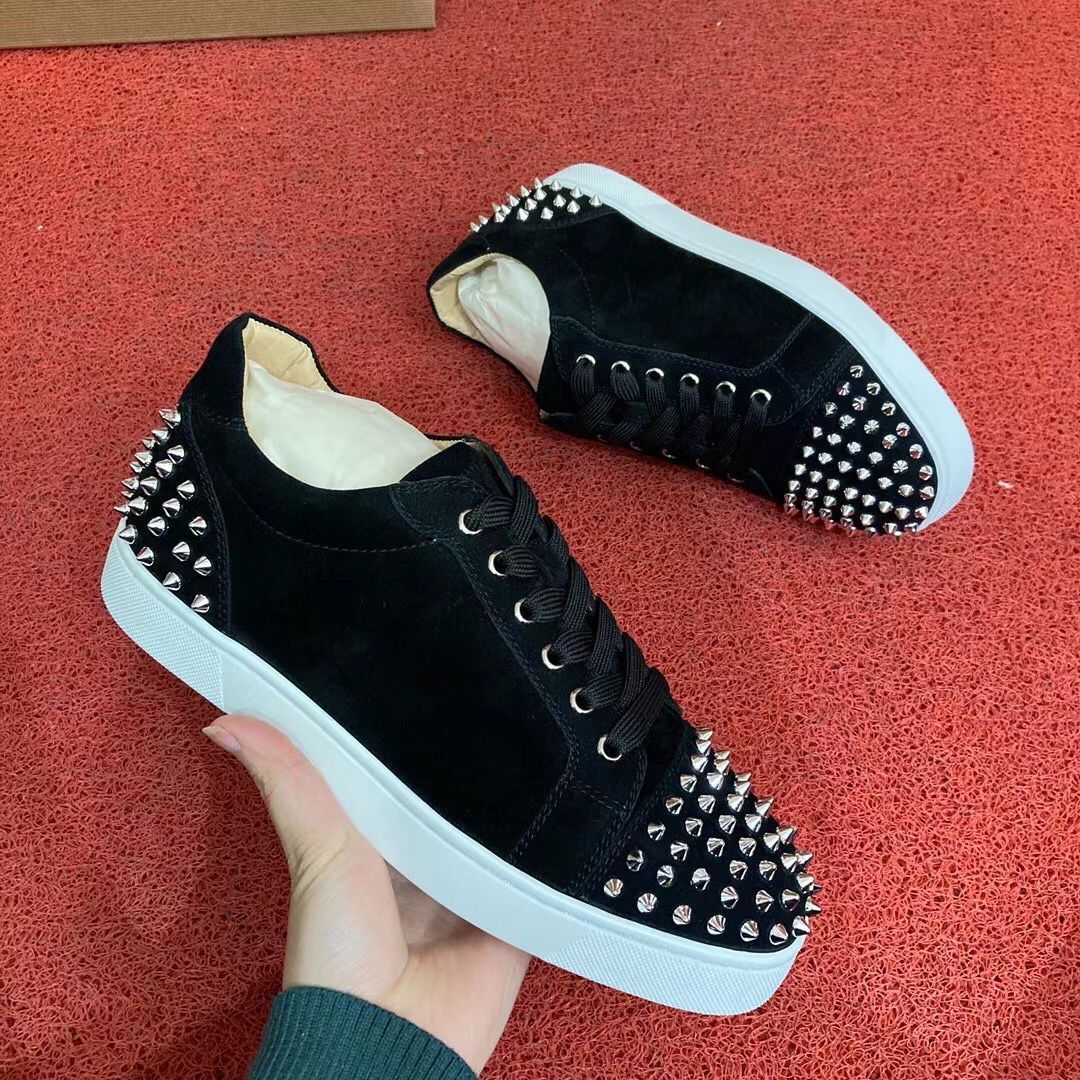 

Black Suede Leather Vieira 2 Spikes Junior Casual Shoes Elegant Red Bottom Sneakers Women,Men Lace Up Rivets Perfect Comfort Trainers Party,