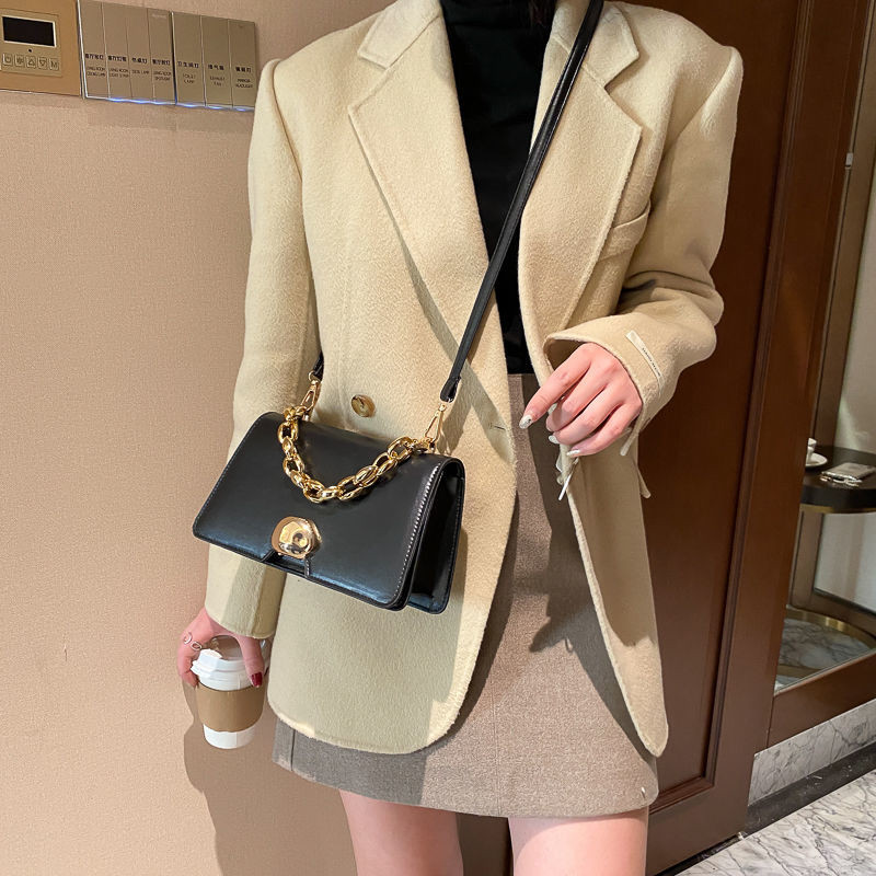 Designers Duffel Bags 45CM 55CM luxury large capacity travel sale High quality women men Genuine Leather shoulder Fashion bag carry rivets with l-image-708725482