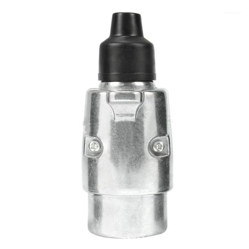 

Emergency Lights 7 Pin 12 Volt Aluminium Socket Multi-functional Truck Cable Connector European Type Trailer Signal Lamp Display