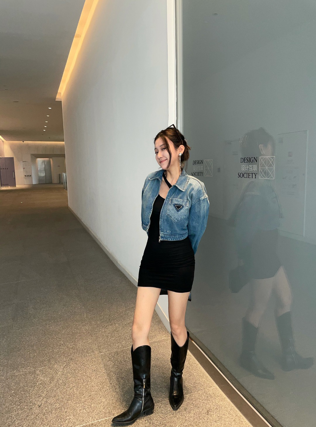 

21 womens jacket designer fashion luxury denim jackets Pour triangle design water wash cowboy short Fashions week Limit Comfortable classic shorts coat, Picture color