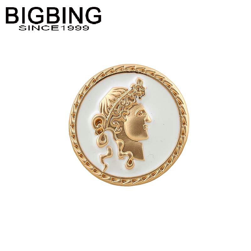 

Pins, Brooches Q134 BIGBING Fashion Jewelry Golden White Black Queen Head Brooch Women Good Quality Nickel Free, Gray