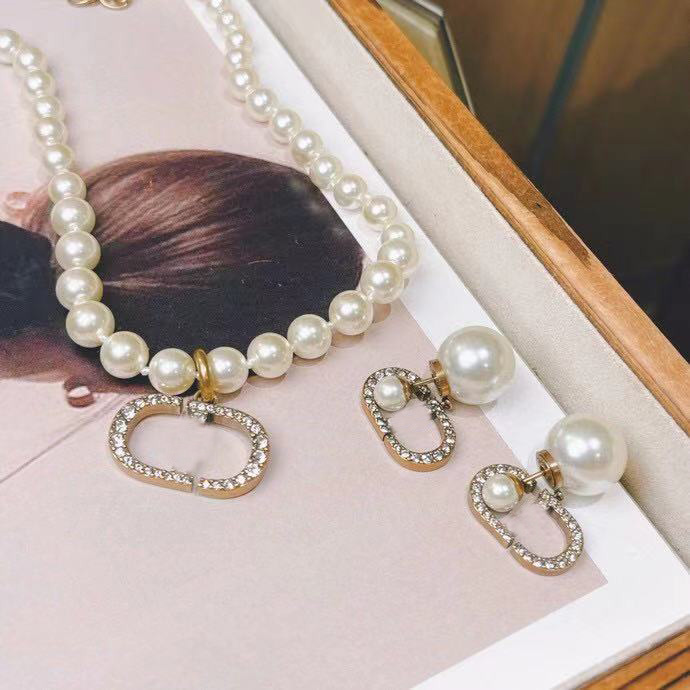 

Fashion Dangle Pearl Ear Stud Hoop Earrings Necklaces Women Jewelry Set Retro Style Earring, Silver