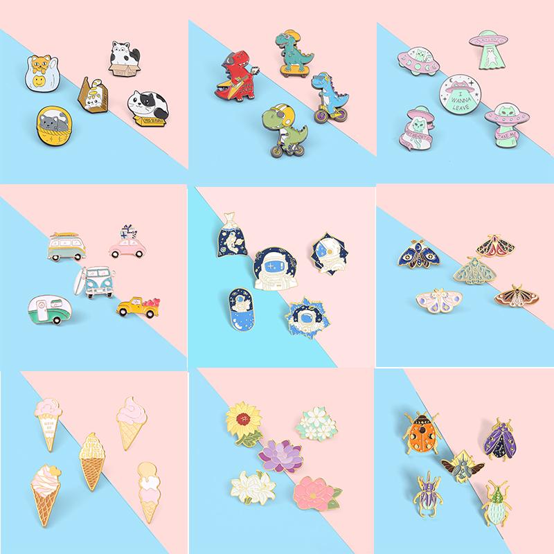 

Pins, Brooches 9SET Enamel Pin Dinosaur Astronauts Flowers Moths Cartoon Badges Extra-Value Meal Gifts For Women Men Preferential, Gray