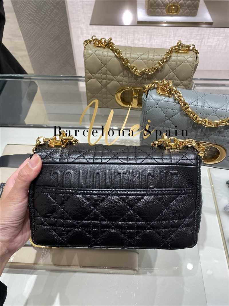 

Hua Di Caro One Shoulder Messenger Bag Small Chain Flip Wome