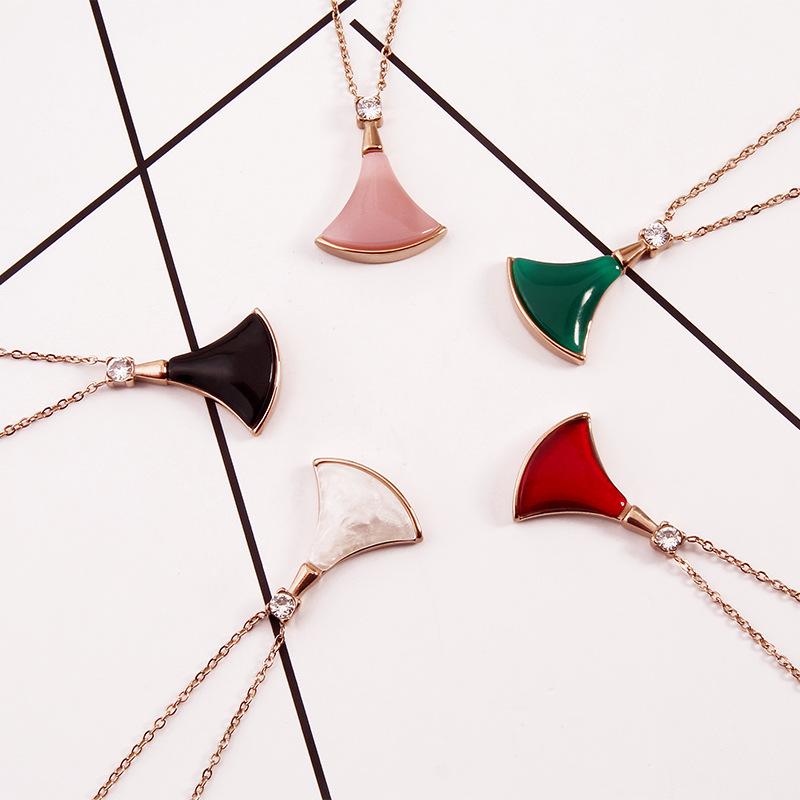 Pendant Necklaces Fashion Fan-shaped Shell Necklace Ladies Rose Gold Small Skirt Wild Short Clavicle Chain Sweet And Cute Jewelry Good Frien-image-700115315