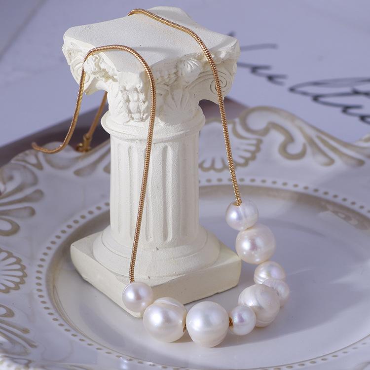 

Pendant Necklaces Natural Freshwater Pearl Beaded Elegant Necklace