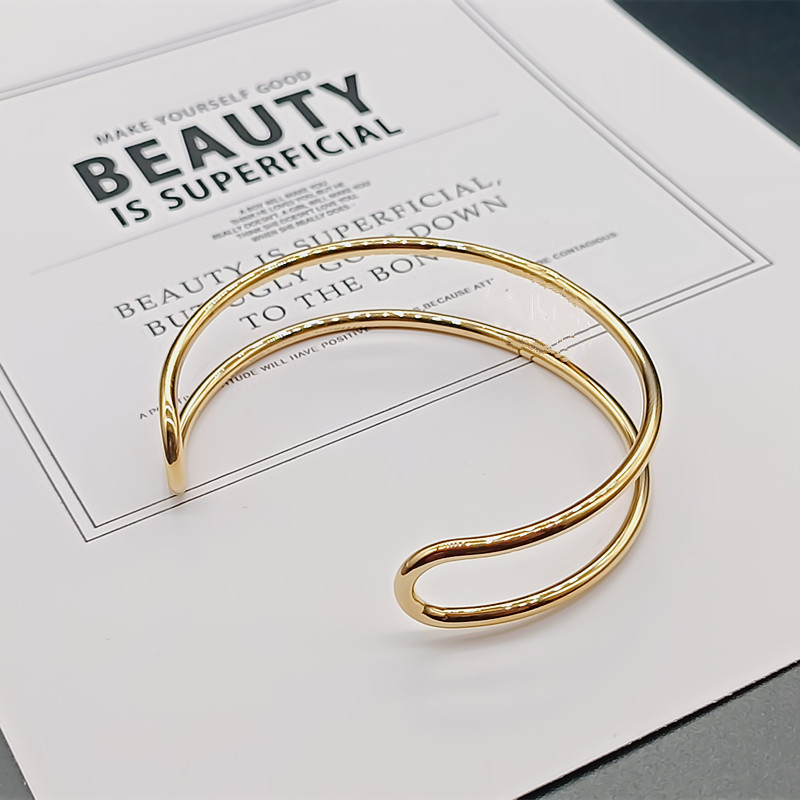 

gold Titanium steel Bangle beads hollow women bracelet letter D home designer birthday gift wedding fashion anniversary jewelry not allergic