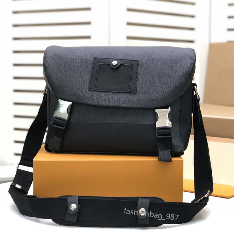 

Retro classic one shoulder handbag fashion business bag zipper closure 40510