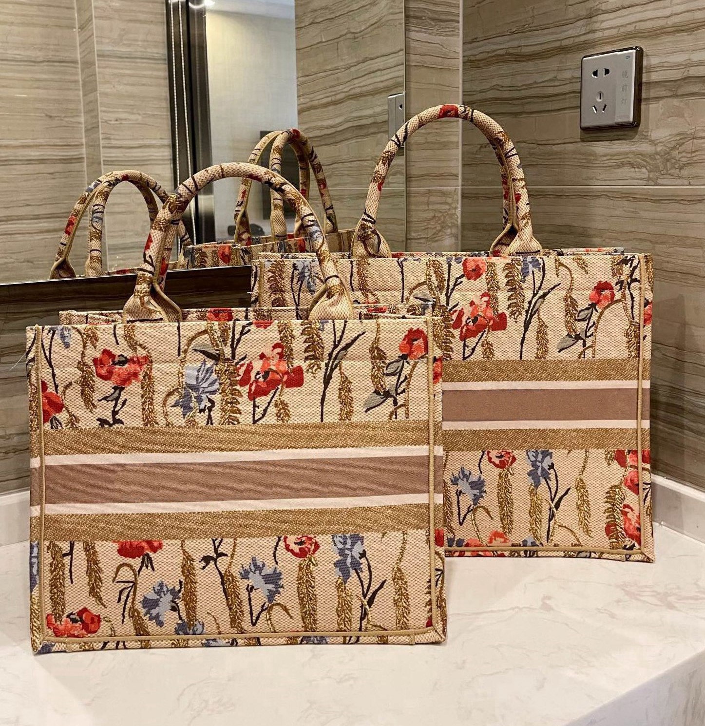 

2021 Luxury Designers Brand Leather Fashion Women Bags Handbags Ladies Tote Crossbody Shoulder bag Purse Wallet - D2399, G-d2399