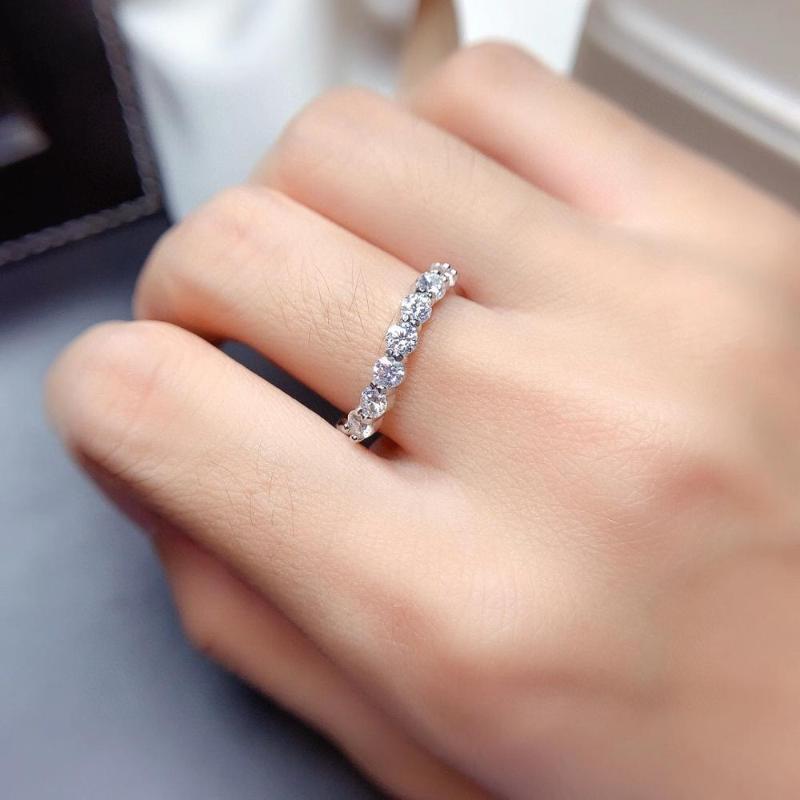 

Est Engagement Ring Crackling Moissanite For Women Jewelry Shiny Gem Wedding Real 925 Silver Birthday Date Gift Cluster Rings