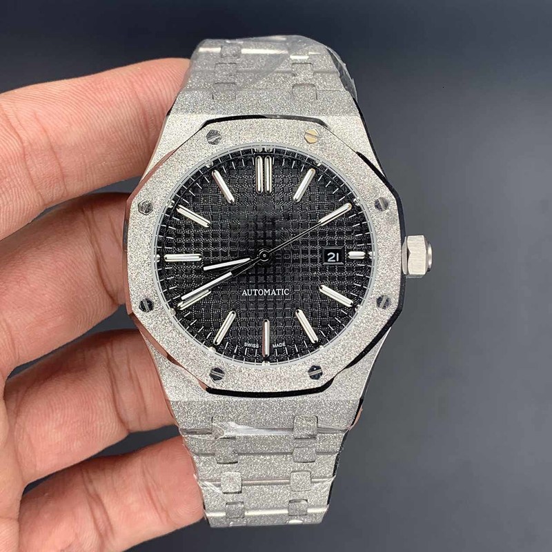 

Famous Modern Men's Luxurious Fashion Watches Casual Mens Automatic Movement Sport Watch Frost Iced Effect Joan007 Dp Wristwatches, Slivery;brown