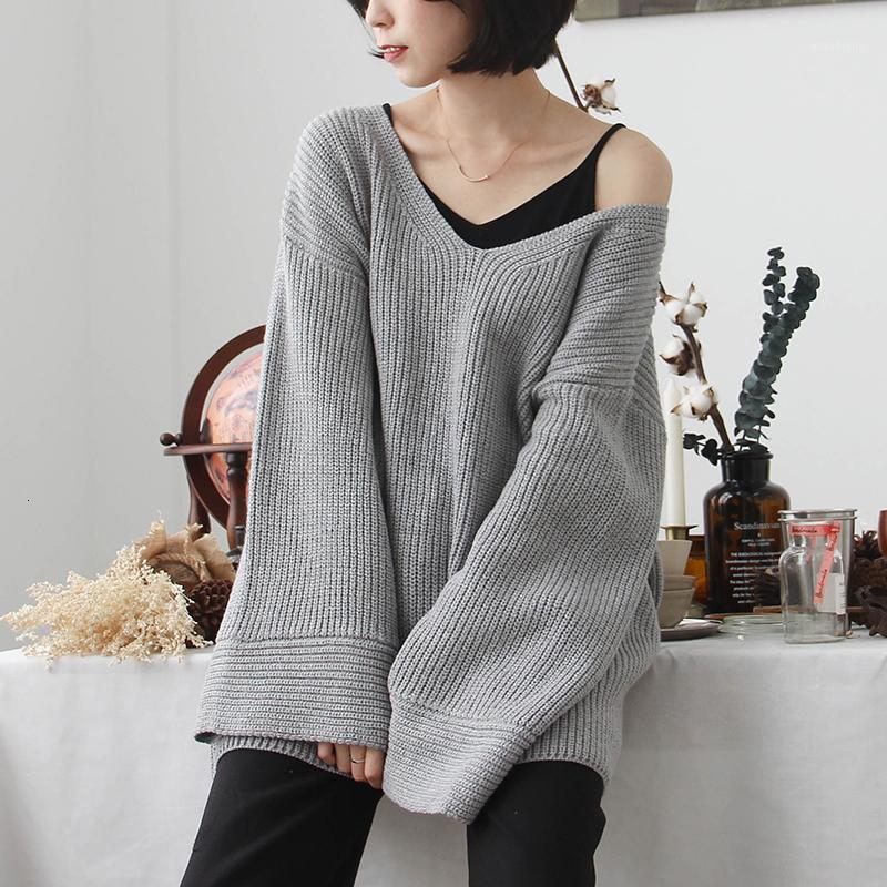 

Women's Sweaters [EWQ] Spring Autumn 2021 Fashion Grey Simple Sexy V-Neck Long Flare Sleeve Big Size Loose Knit Sweater Women All Match QE15, White;black