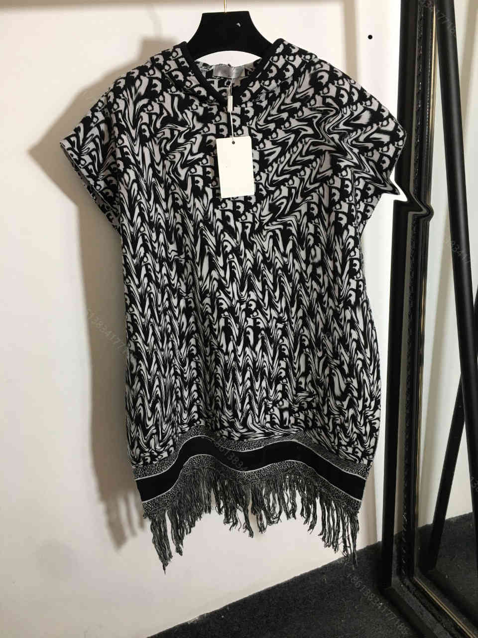 

Brand Design wool knit hoodie capes for women wool knitting cloak casual midi dresses coats loose cardigan wholesale designer clothes womens, Supplementary price difference