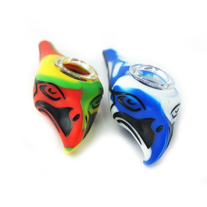 

Smoking silicone pipes in Europe and America Eagle pipe Creative portable mini eagle pipes bongs