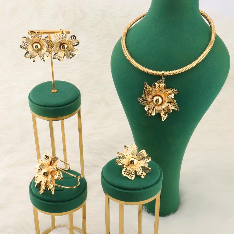 

Earrings & Necklace Dubai Gold Color Jewelry Sets Flower Shape Jewellery For African Women Wedding Party Copper 2021, As pic