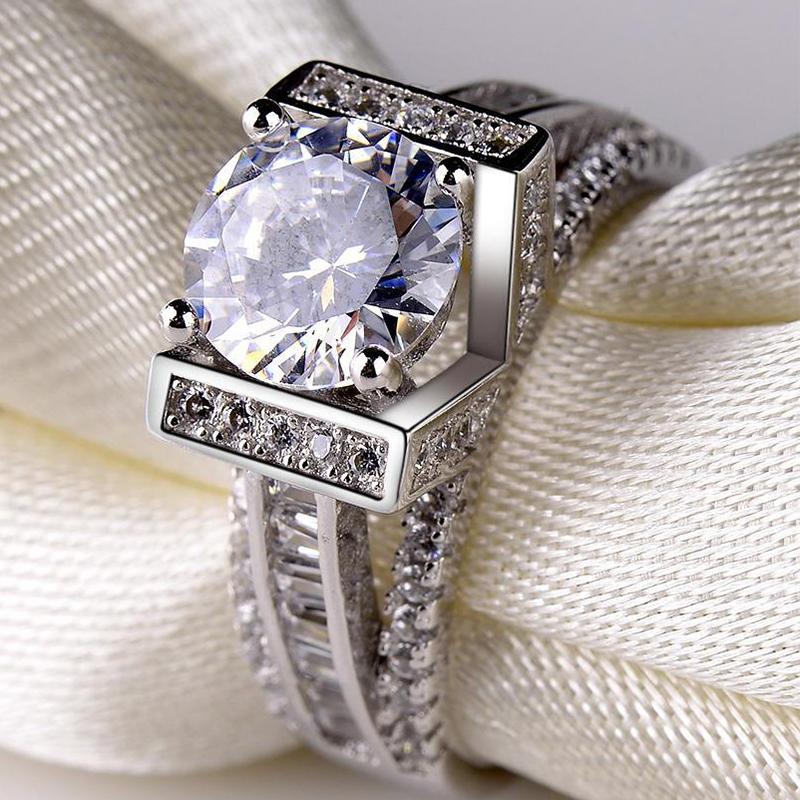 

Wedding Rings Fashion Charm Ring Silver Color Princess Cut Round CZ Stone Engagement Band For Women Jewelry Gifts