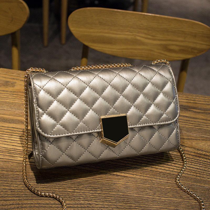 

Silver Luxury Designer Bag Clutch Purse Fashionable Chain Purses Lipstick Cross Body Woman Hand Bags Mini Flap Ladies Shoulder, Black